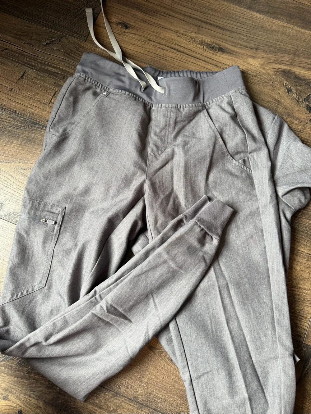 FIGS - Catarina Top + Zamora Joggers XXS/XXS TALL - Picture 7 of 7